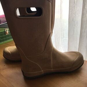 Bogs only worn one season